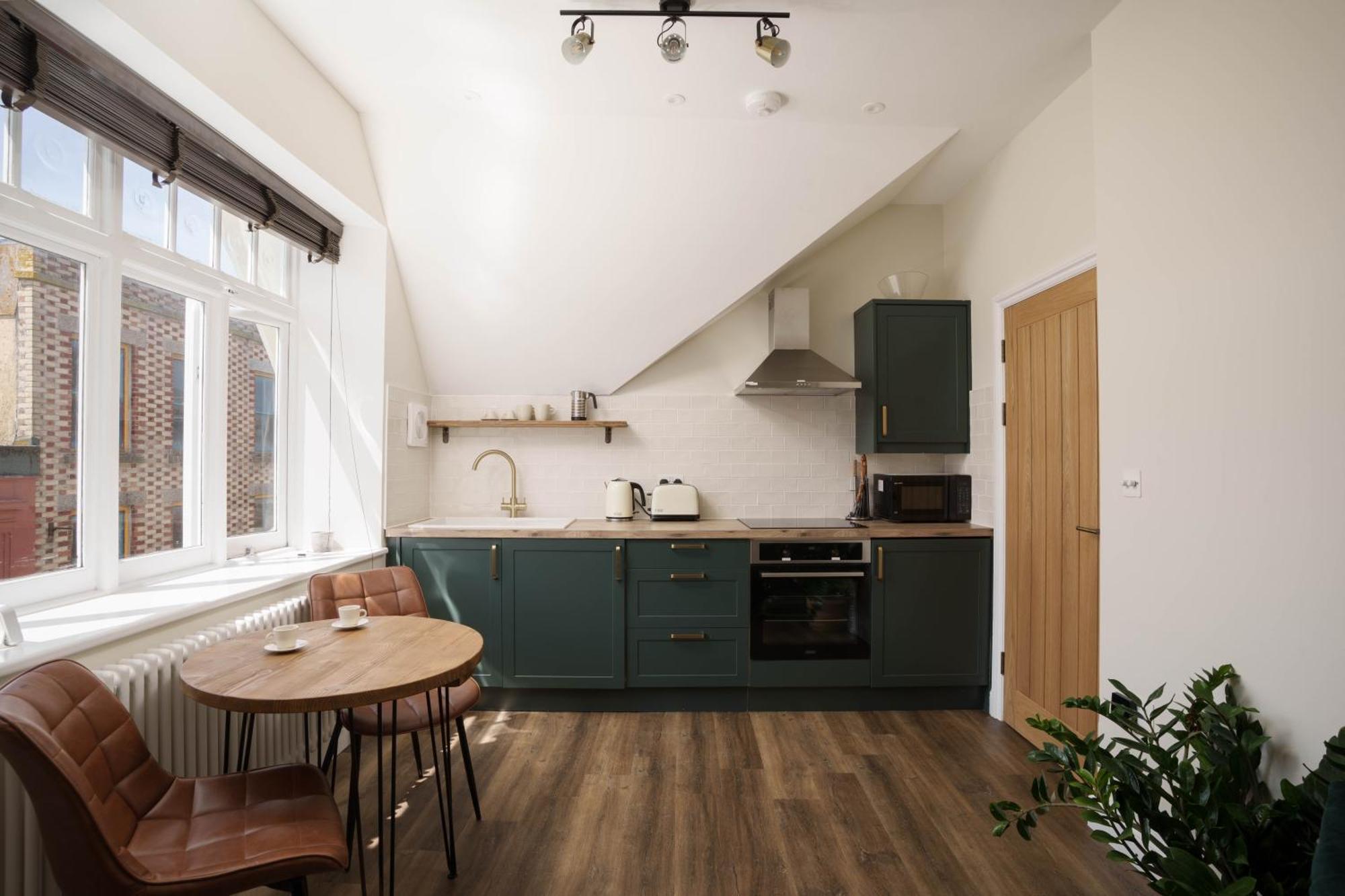 Modern Central One Bedroom Apartment In Penzance Exterior foto