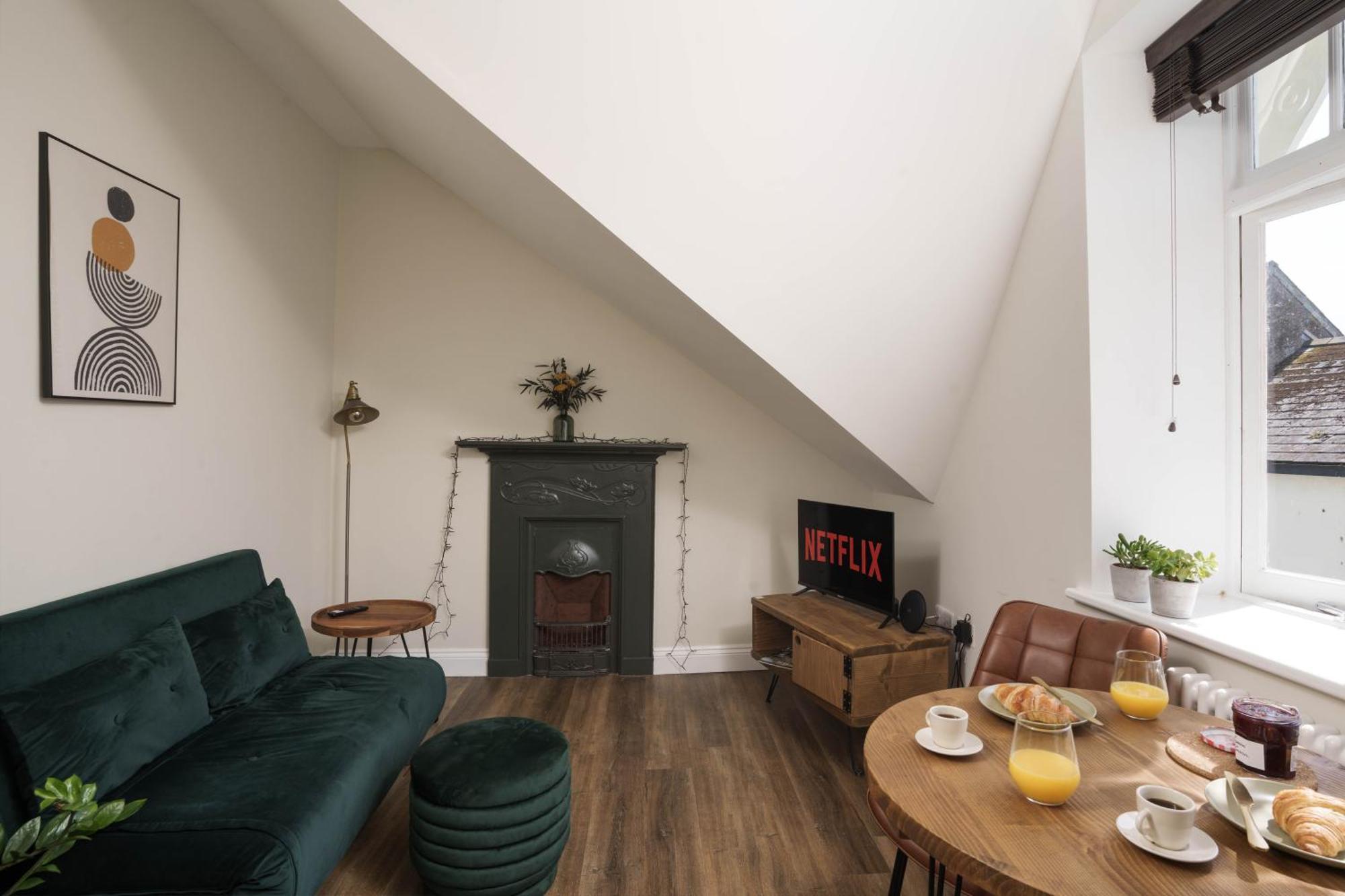 Modern Central One Bedroom Apartment In Penzance Exterior foto